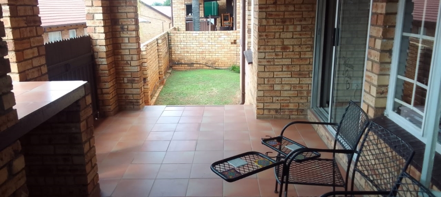 3 Bedroom Property for Sale in Safari Gardens North West